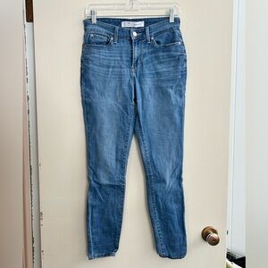 Signature by Levi Strauss Medium Blue Skinny Jeans